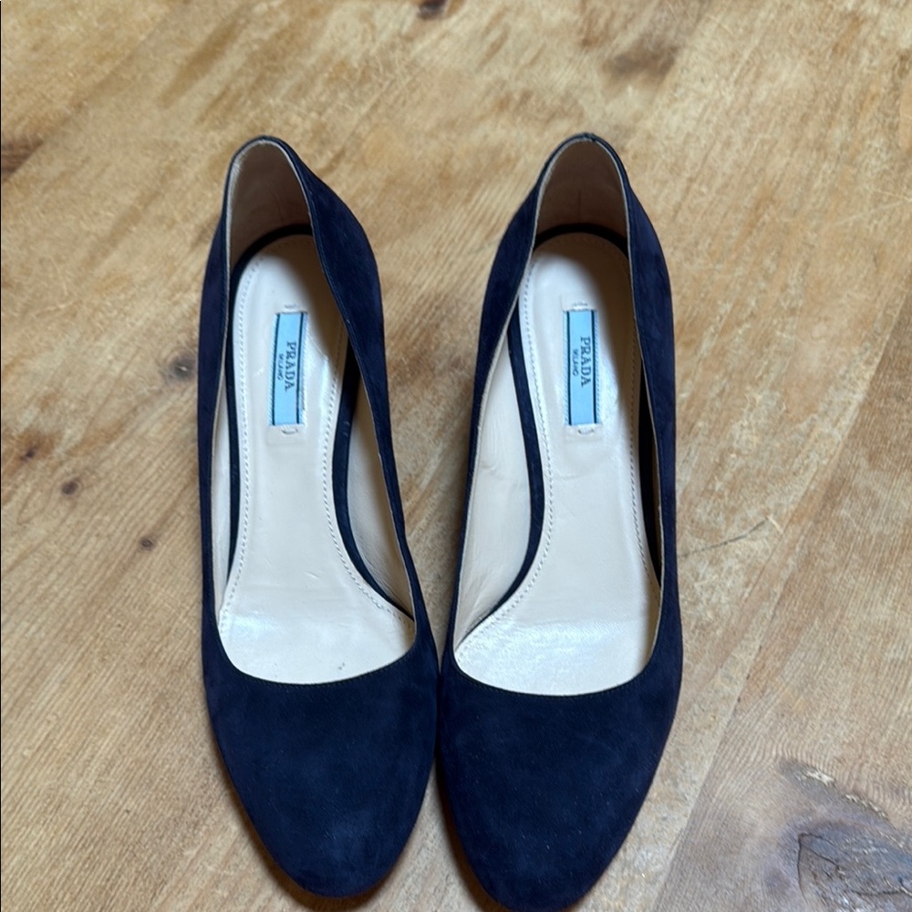 Prada Authentic Blue Block Heel Elegant Design - Picture 8 of 9